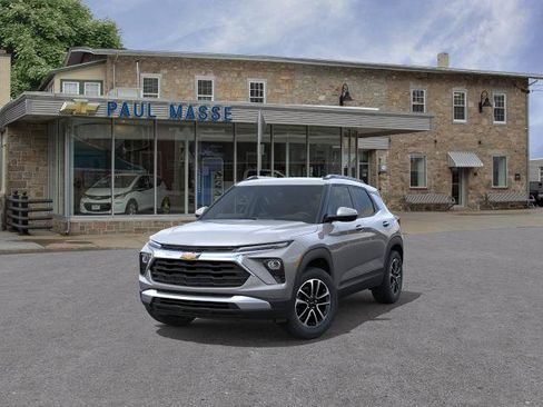 New 2026 Chevrolet TrailBlazer LT w/ Driver Confidence Package FWD image 8