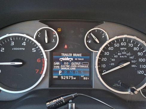 Used 2016 Toyota Tundra Limited w/ Limited Premium Package AWD/4WD image 19
