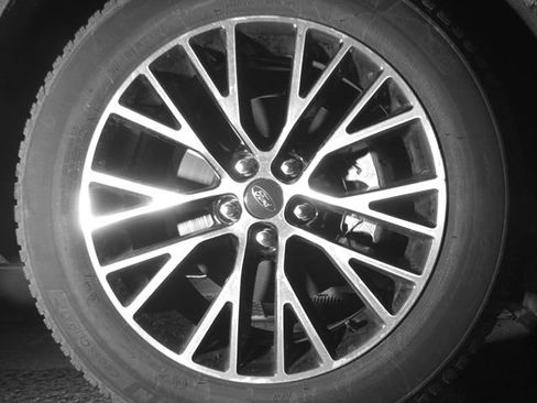 Used 2021 Ford Escape SEL w/ Technology Package image 40