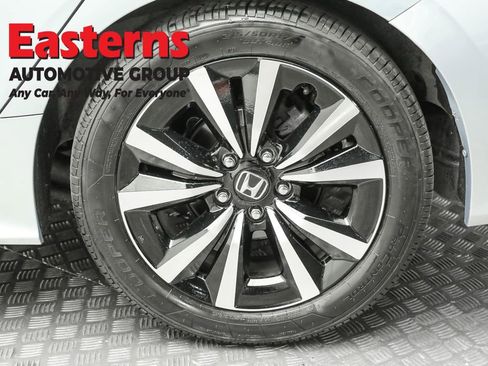 Used 2023 Honda Civic EX image 8