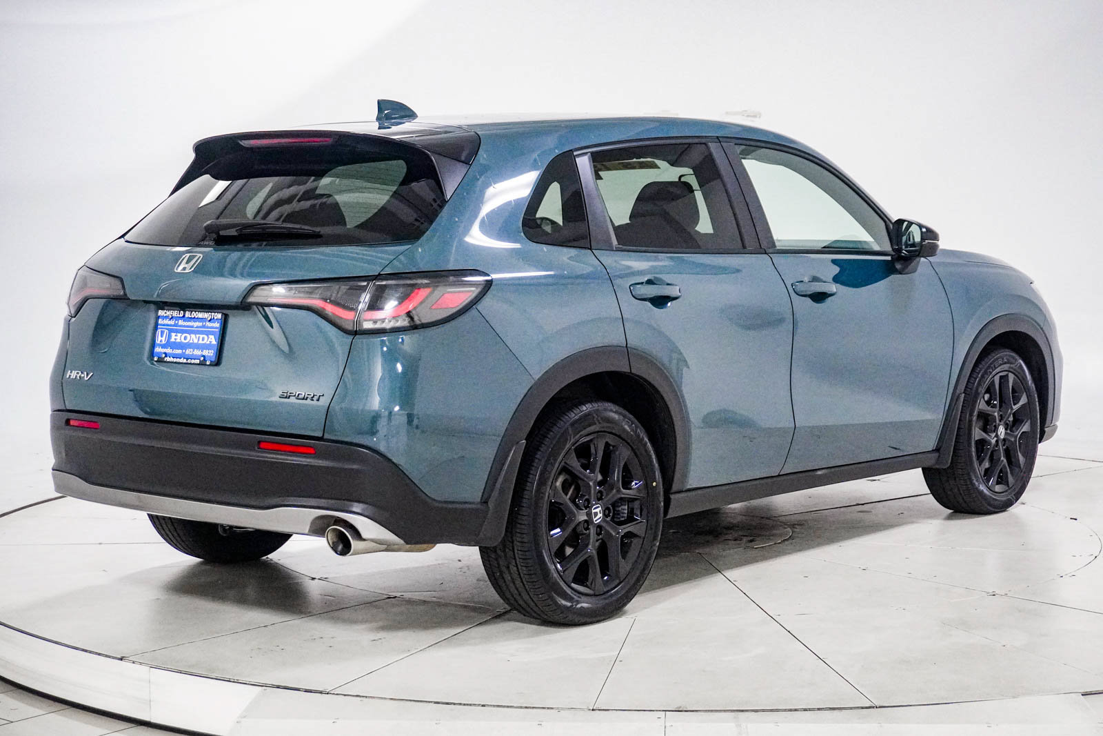 Used 2024 Honda HR-V Sport image 10