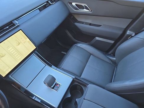 Used 2025 Land Rover Range Rover Velar S image 25