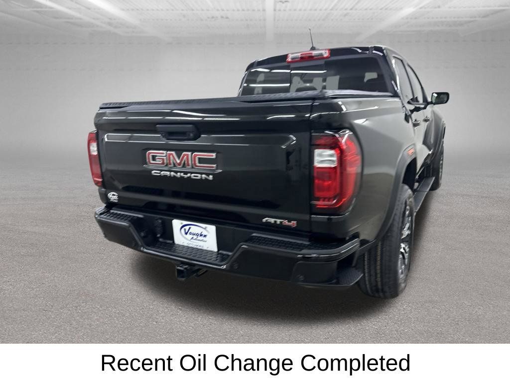 Used 2024 GMC Canyon AT4 w/ AT4 Premium Package AWD/4WD image 15