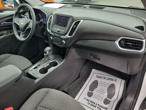 Certified 2023 Chevrolet Equinox LT FWD image 11