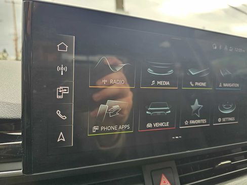 Used 2021 Audi A4 2.0T Premium Plus w/ Premium Plus Package image 30