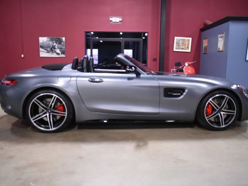 Used 2018 Mercedes-Benz AMG GT C image 13