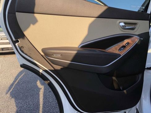 Used 2013 Hyundai Santa Fe Sport image 29