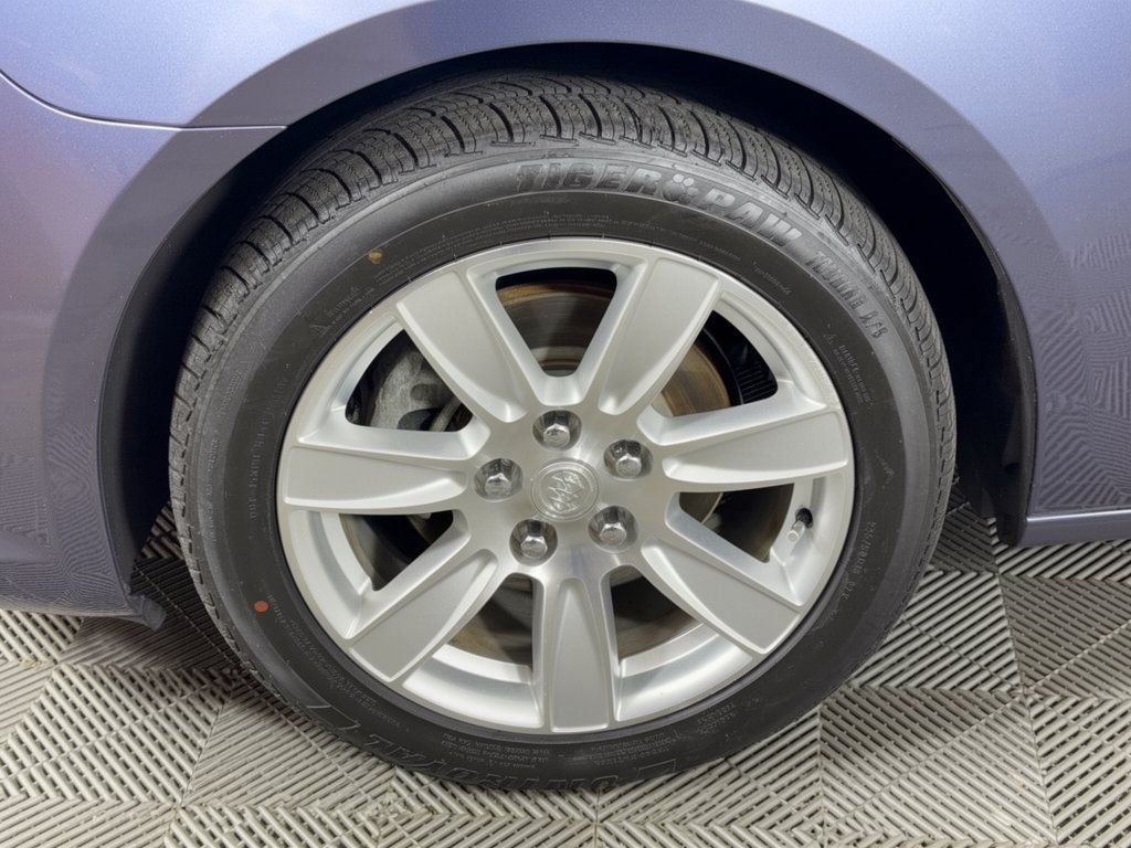 Used 2013 Buick LaCrosse Leather FWD image 13