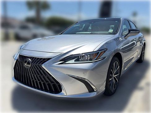 Certified 2025 Lexus ES 350 w/ Premium Package FWD image 3