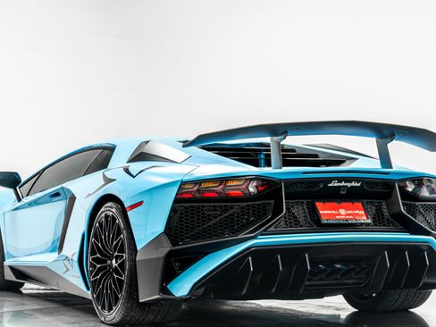 Used 2016 Lamborghini Aventador LP 750-4 Superveloce AWD/4WD image 7