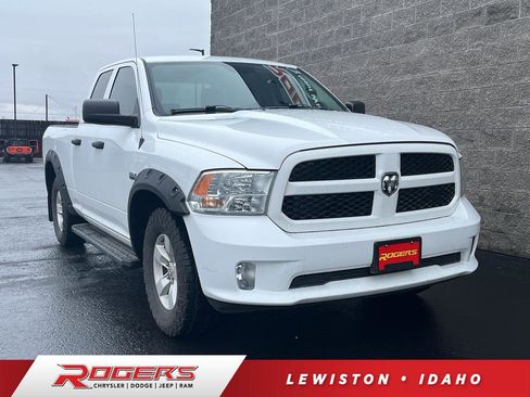 Used 2017 RAM 1500 Express image 1