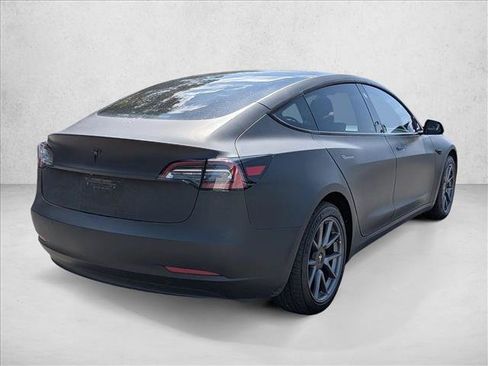 Used 2022 Tesla Model 3 Long Range AWD/4WD image 6