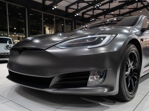 Used 2021 Tesla Model S Long Range Plus AWD/4WD image 40