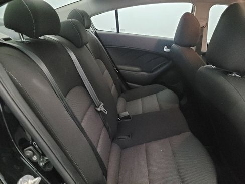 Used 2017 Kia Forte LX FWD image 19