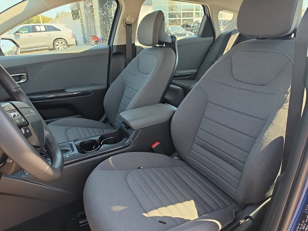 Certified 2025 Kia K4 EX FWD image 10