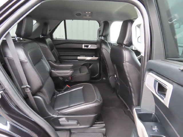Used 2024 Ford Explorer Limited AWD/4WD image 31