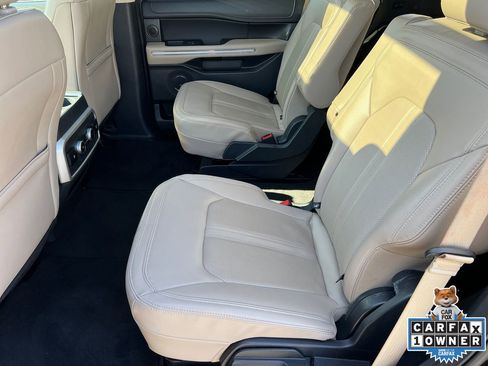 Used 2024 Ford Expedition Limited image 25