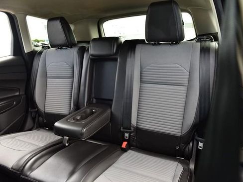 Used 2017 Ford Escape Titanium FWD image 22