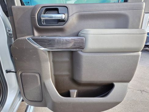 Used 2020 Chevrolet Silverado 2500 LTZ w/ Gooseneck/5TH Wheel Package image 22