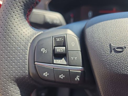 Used 2024 Ford Escape ST-Line w/ Tech Pack #1 AWD/4WD image 15