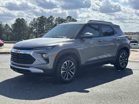 Used 2026 Chevrolet TrailBlazer LT w/ Convenience Package image 5