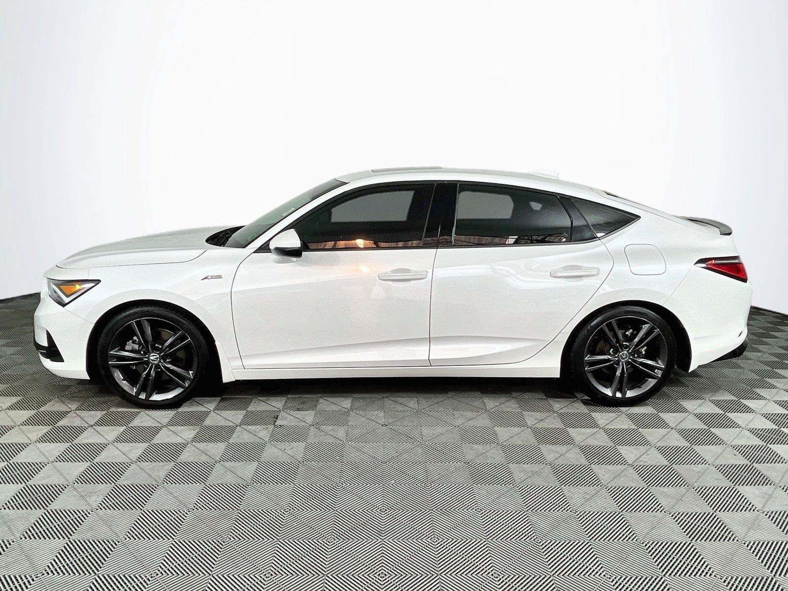 Used 2023 Acura Integra A-Spec w/ Technology Package FWD image 4