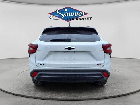 New 2026 Chevrolet Trax RS w/ Driver Confidence Package FWD image 5