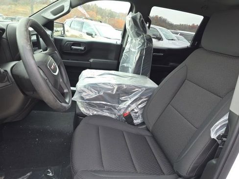 New 2026 GMC Sierra 1500 Pro image 4