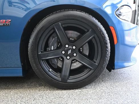 Used 2020 Dodge Charger Scat Pack w/ Dynamics Package RWD image 18