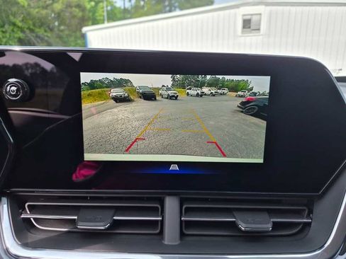 New 2026 Chevrolet Trax ACTIV w/ Driver Confidence Package FWD image 25