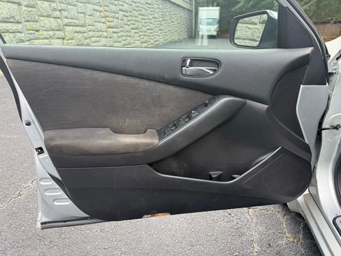 Used 2012 Nissan Altima 2.5 S w/ Value Pkg FWD image 28