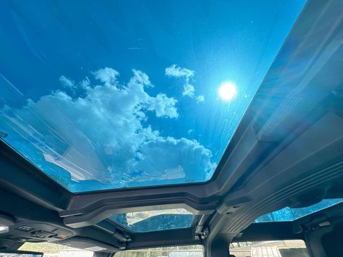 Used 2024 GMC Hummer EV 3X w/ Omega Edition image 20