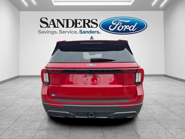 Used 2026 Ford Explorer ST-Line w/ ST-Line Street Pack RWD image 3