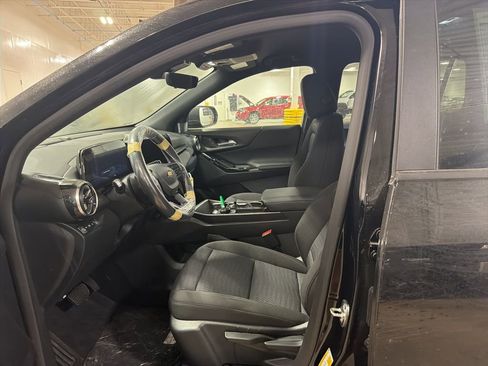 New 2026 Chevrolet Equinox LT w/ Safety and Technology Package AWD/4WD image 6
