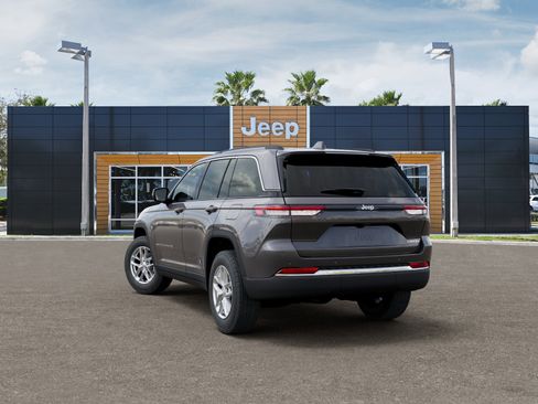 New 2026 Jeep Grand Cherokee Laredo X RWD image 3
