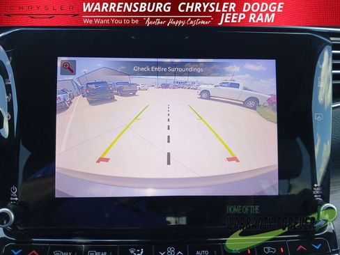 Used 2024 Jeep Wagoneer Series II AWD/4WD image 25