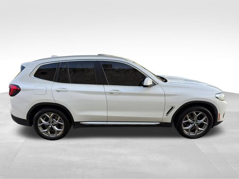 Used 2022 BMW X3 xDrive30i w/ Convenience Package AWD/4WD image 4