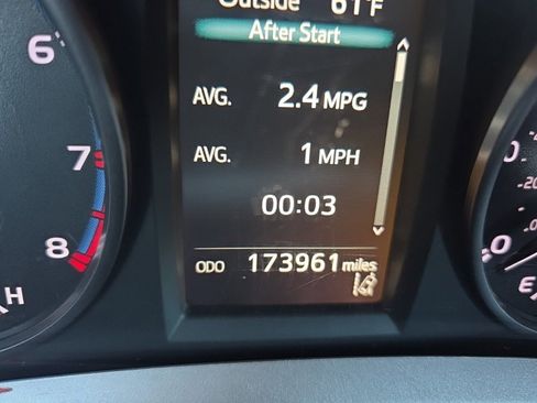 Used 2017 Toyota RAV4 LE image 19