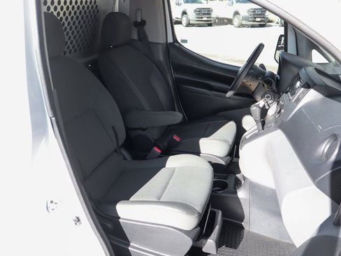 Used 2018 Nissan NV200 S w/ Cruise Control Package image 31