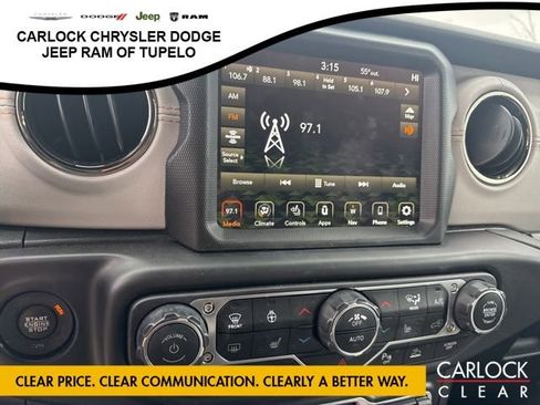 Used 2022 Jeep Wrangler Sahara image 23