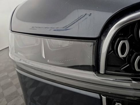 Certified 2025 Lincoln Navigator Reserve AWD/4WD image 10