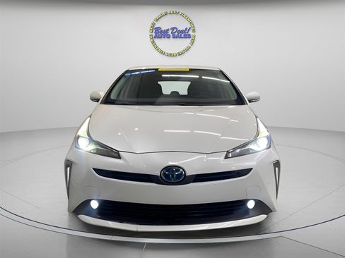 Used 2022 Toyota Prius LE image 8