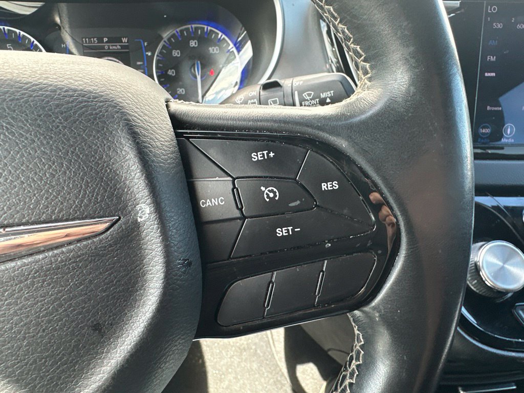 Used 2018 Chrysler Pacifica Touring Plus w/ S Appearance Package FWD image 41