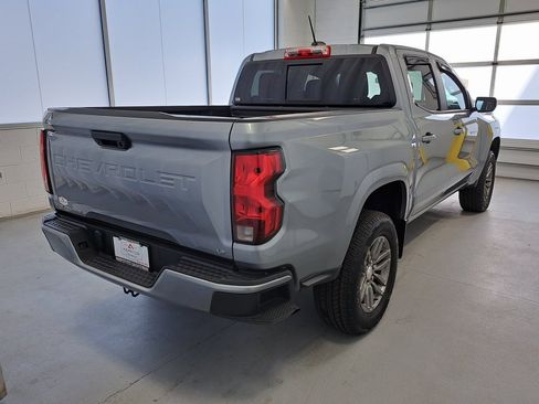 Used 2024 Chevrolet Colorado LT w/ LT Convenience Package image 6