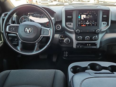 Used 2024 RAM 2500 Tradesman w/ Chrome Appearance Group AWD/4WD image 17