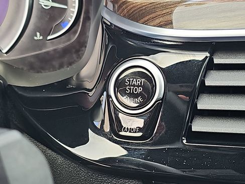 Used 2019 BMW 540i w/ Convenience Package image 28