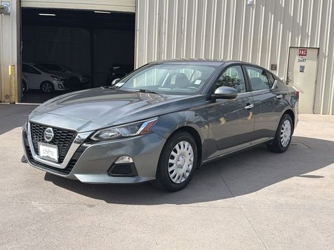 Used 2019 Nissan Altima 2.5 S AWD/4WD image 1