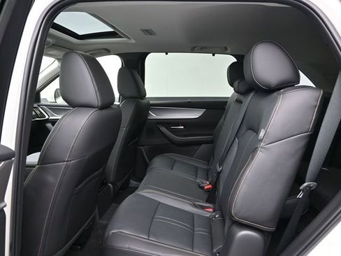 New 2026 MAZDA CX-90 3.3 Turbo w/ Preferred Package image 17