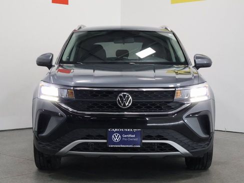 Used 2022 Volkswagen Taos SE image 7