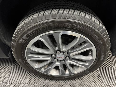 Used 2017 GMC Acadia SLT image 20